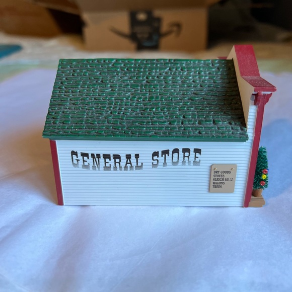 Sarah Plain and tall hallmark ornament general store - Picture 6 of 9